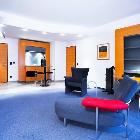 Hotel Berlin Ostbahnhof Екстериор снимка