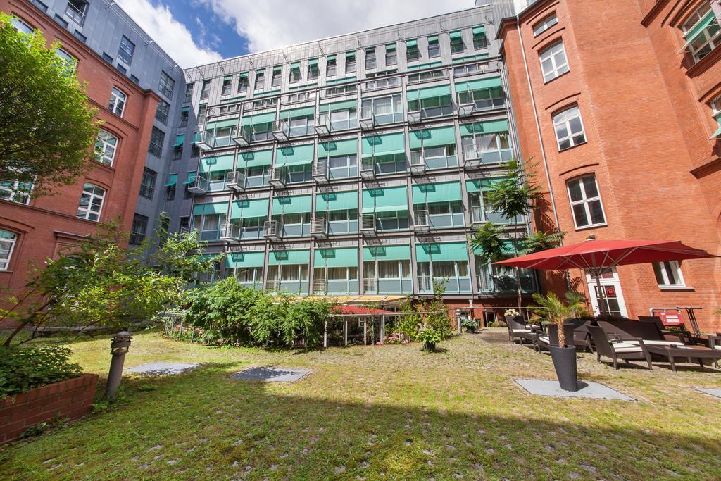 Hotel Berlin Ostbahnhof Екстериор снимка